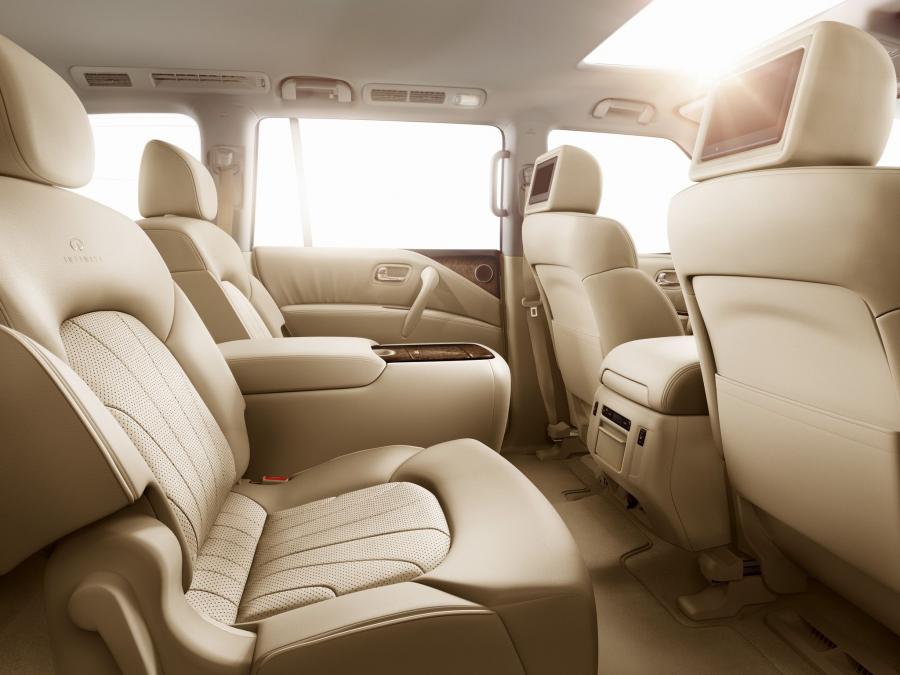  Infiniti QX56 2010 года  (EU) (фото 10 из 11)